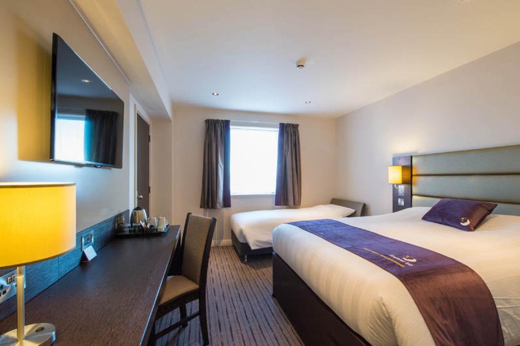 Premier Inn London Elstree / บอร์แรมวูด ห้อง รูปภาพ